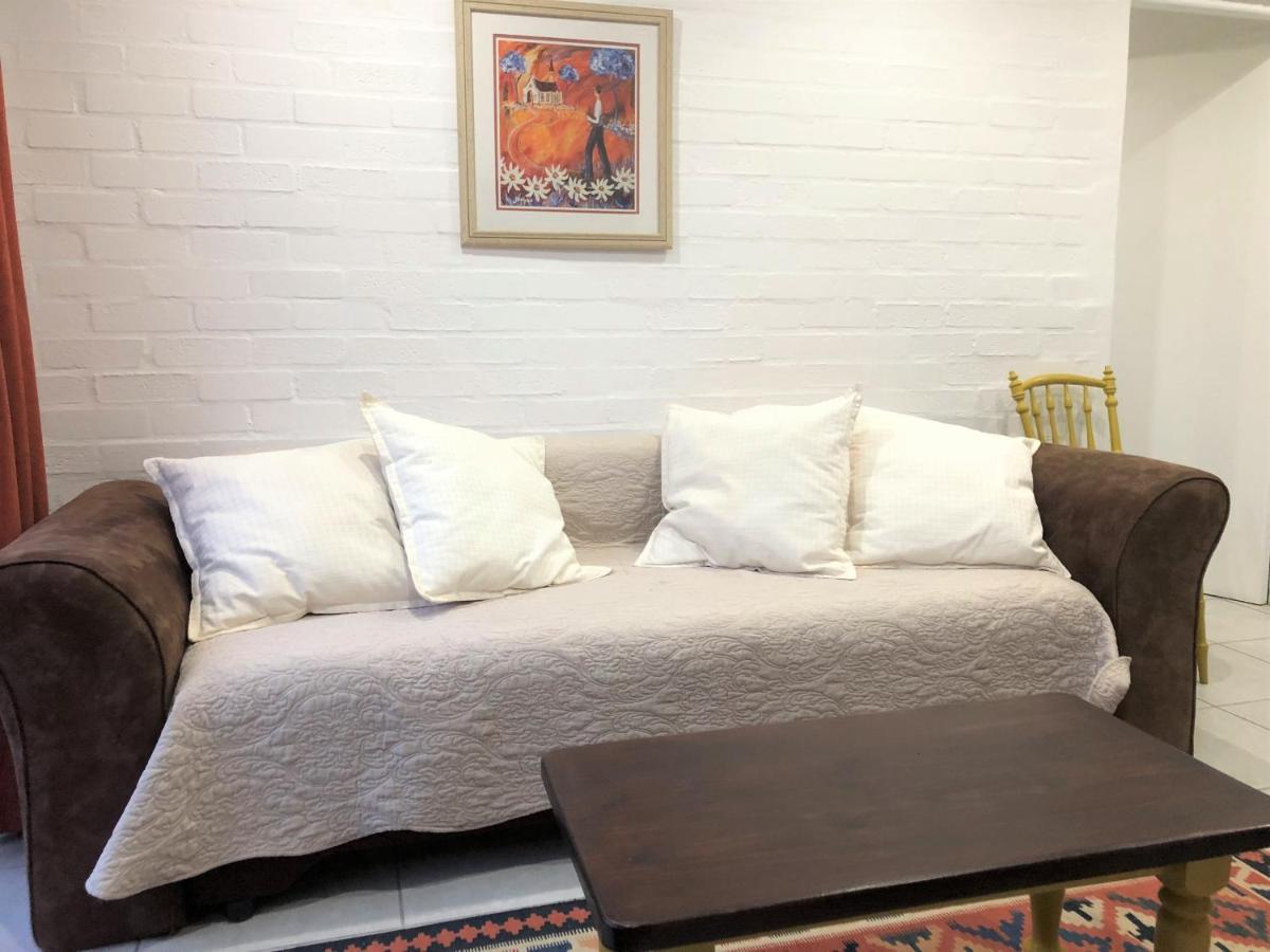 Baylight Accommodation 3 Selfcatering 1 Bedroom Apartment Sleeps 4 Моссел-Бей Экстерьер фото